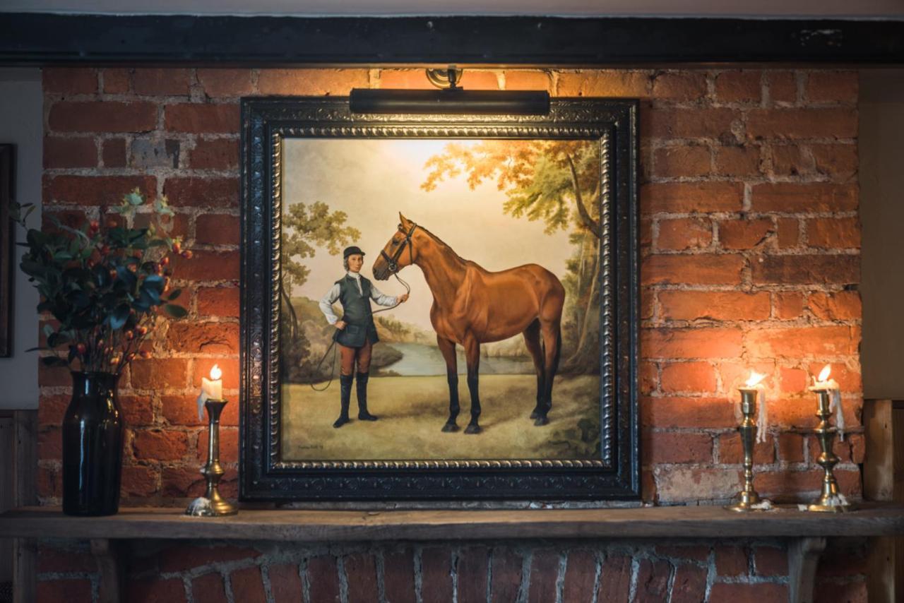The Horse And Groom Inn チチェスター エクステリア 写真